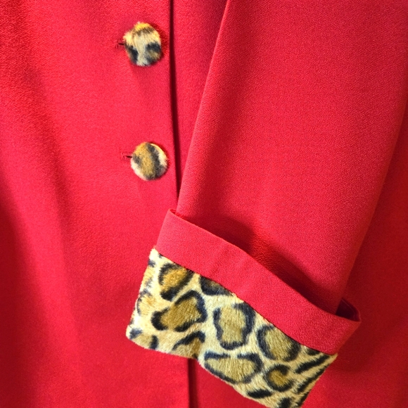Lew Magram Red Woman's Business Suit with Leopard Print Collar & Cuffs, Size 12 - Picture 2 of 14